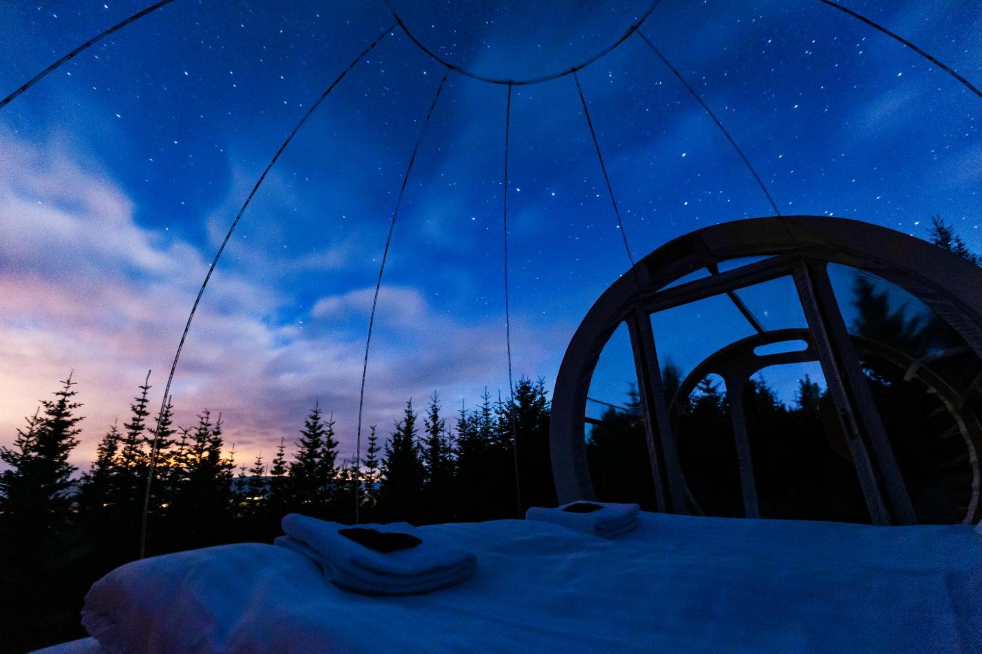 Buubble Hotel - Hrosshagi Selfoss Bagian luar foto